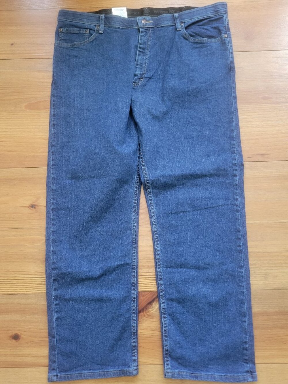 Men's Wrangler Authentics Flex Waistband Jeans 40x29 Blue Pants New with Tags